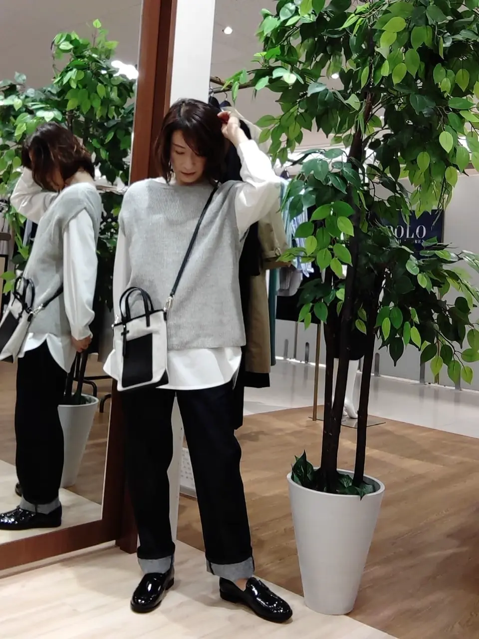 J.PRESS LADIES スタッフ コーディネート画像