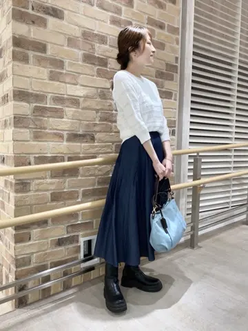 J.PRESS LADIES スタッフ コーディネート画像