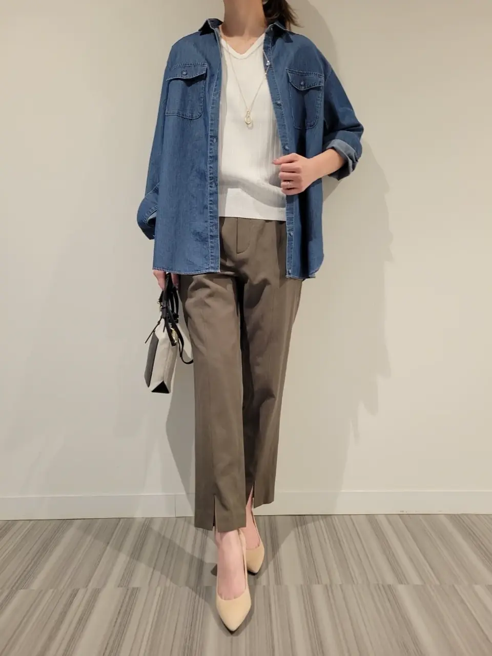 J.PRESS LADIES スタッフ コーディネート画像