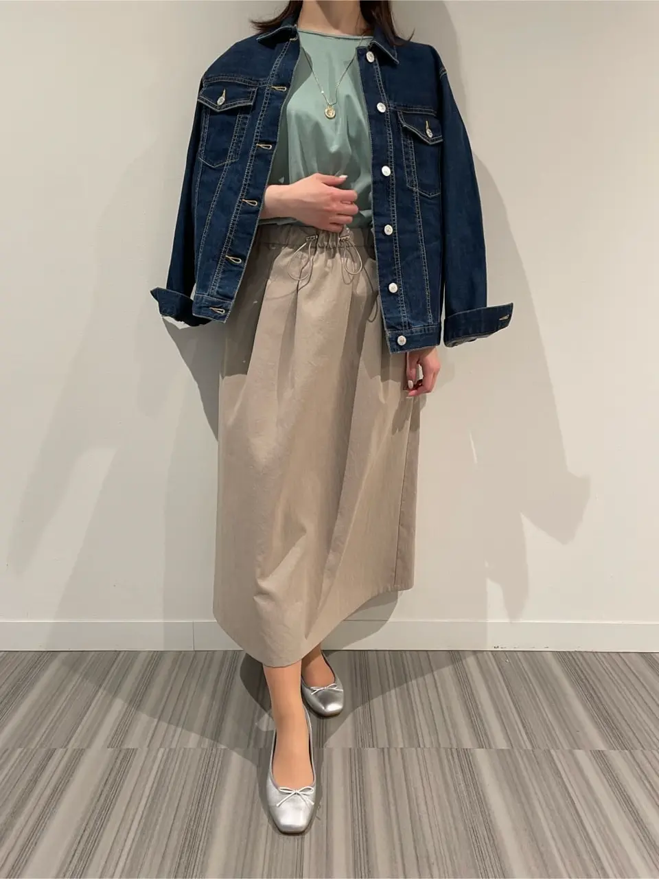 J.PRESS LADIES スタッフ コーディネート画像