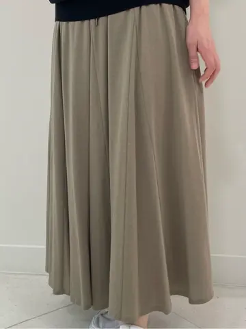 J.PRESS LADIES niina コーディネート画像