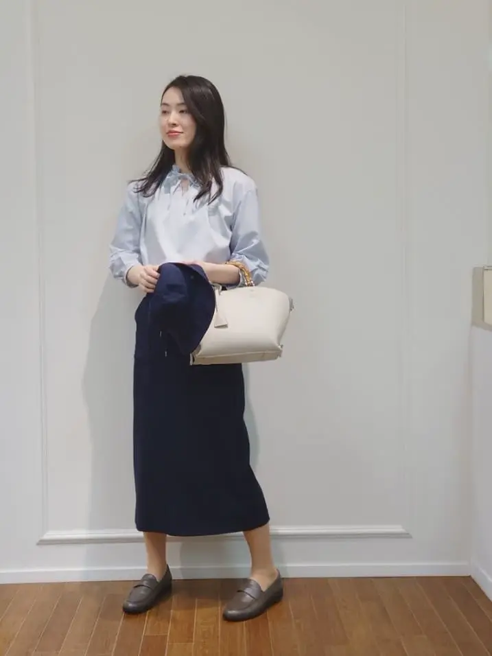  最上 コーディネート画像