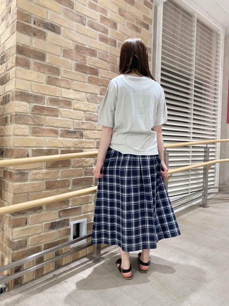 J.PRESS LADIES スタッフ コーディネート画像