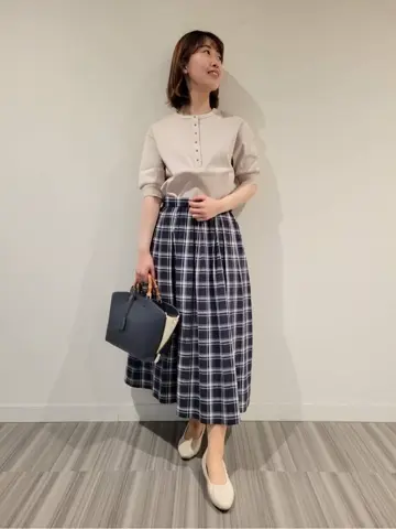 J.PRESS LADIES スタッフ コーディネート画像