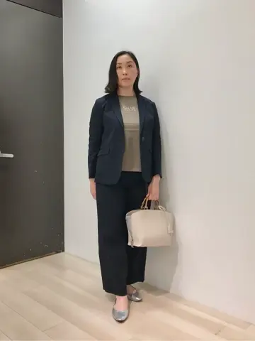 J.PRESS LADIES スタッフ コーディネート画像