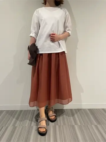 J.PRESS LADIES スタッフ コーディネート画像