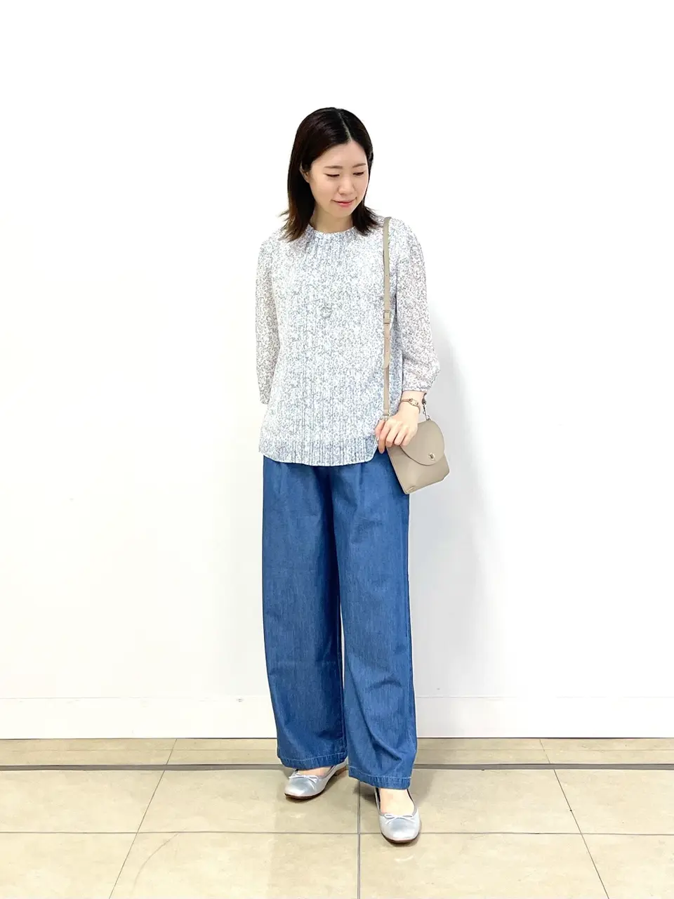  金子 コーディネート画像