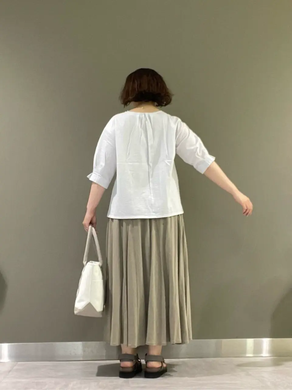 J.PRESS LADIES 髙木元 コーディネート画像