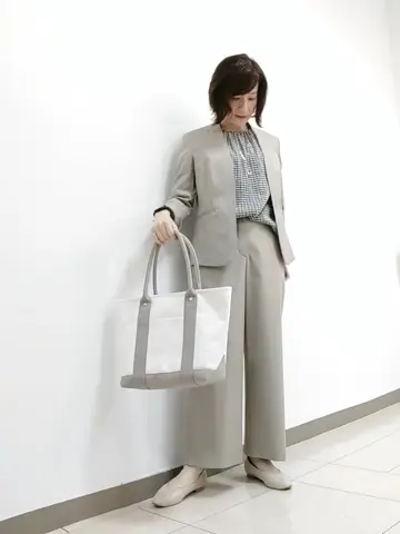 J.PRESS LADIES スタッフ コーディネート画像
