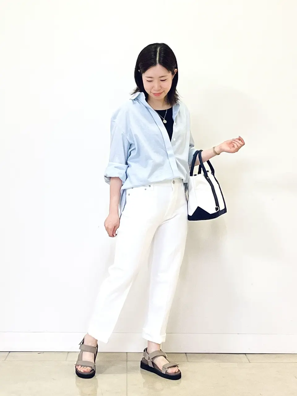  金子 コーディネート画像