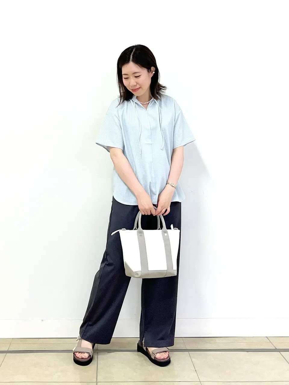  金子 コーディネート画像