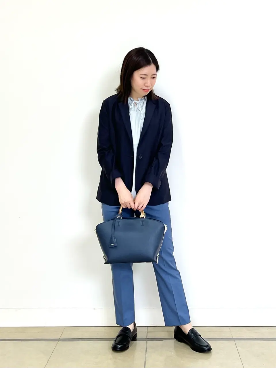  金子 コーディネート画像