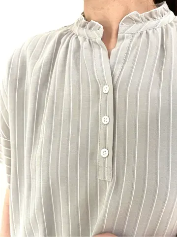 J.PRESS LADIES niina コーディネート画像