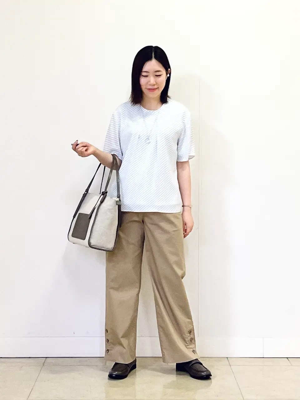  金子 コーディネート画像