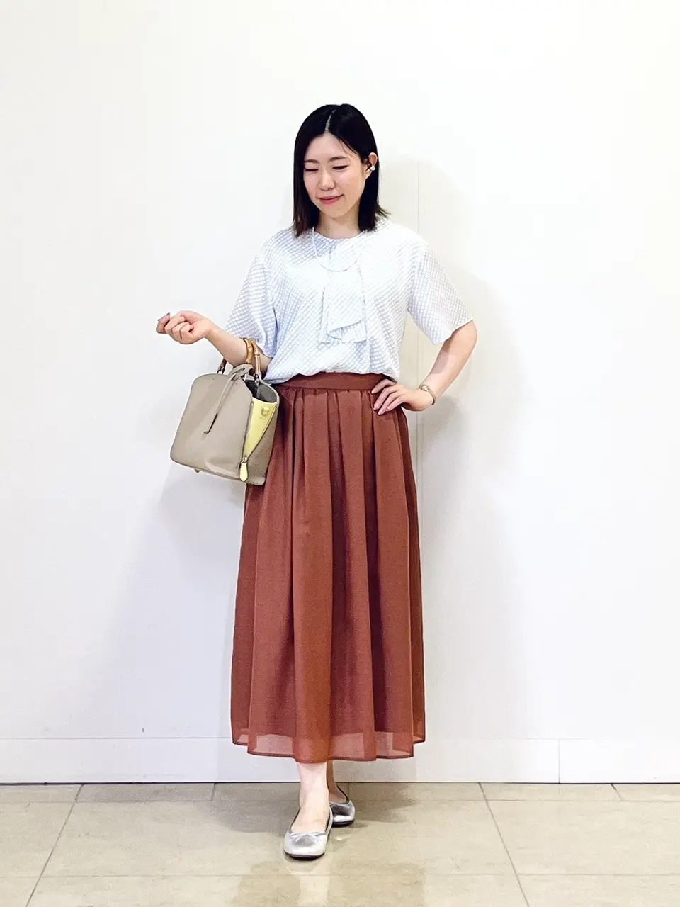  金子 コーディネート画像