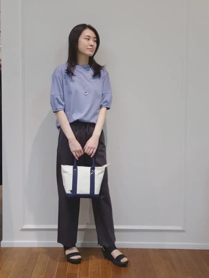  最上 コーディネート画像