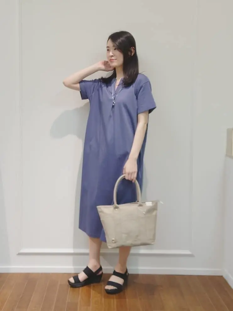  最上 コーディネート画像