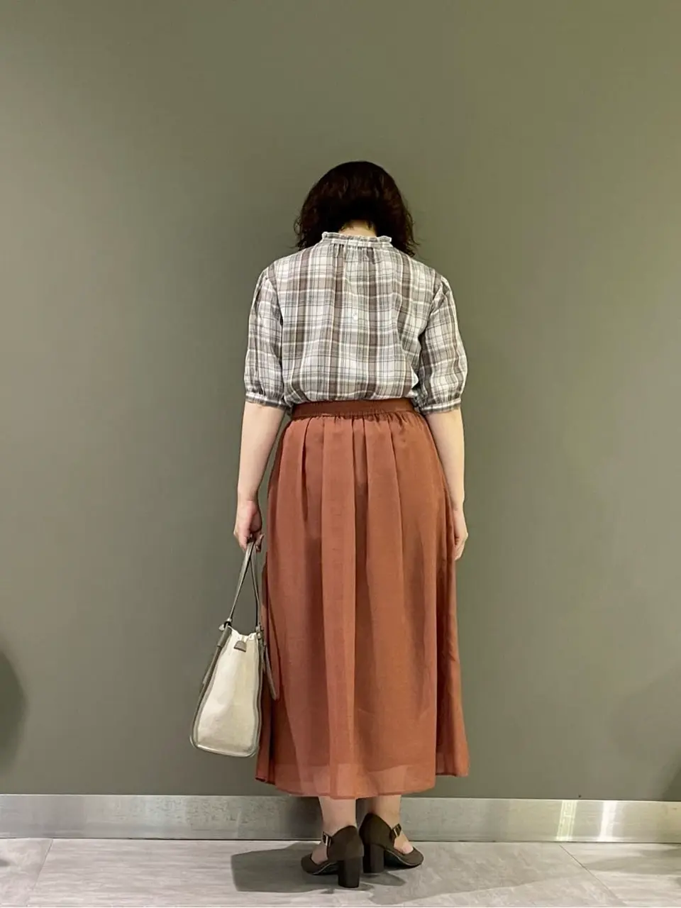 J.PRESS LADIES 髙木元 コーディネート画像