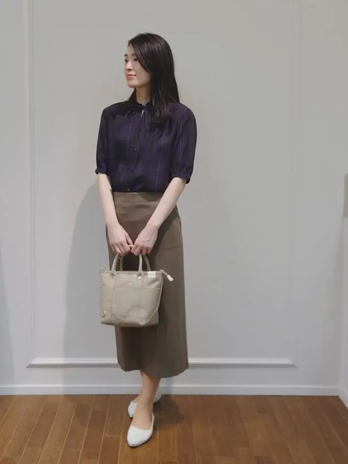  最上 コーディネート画像