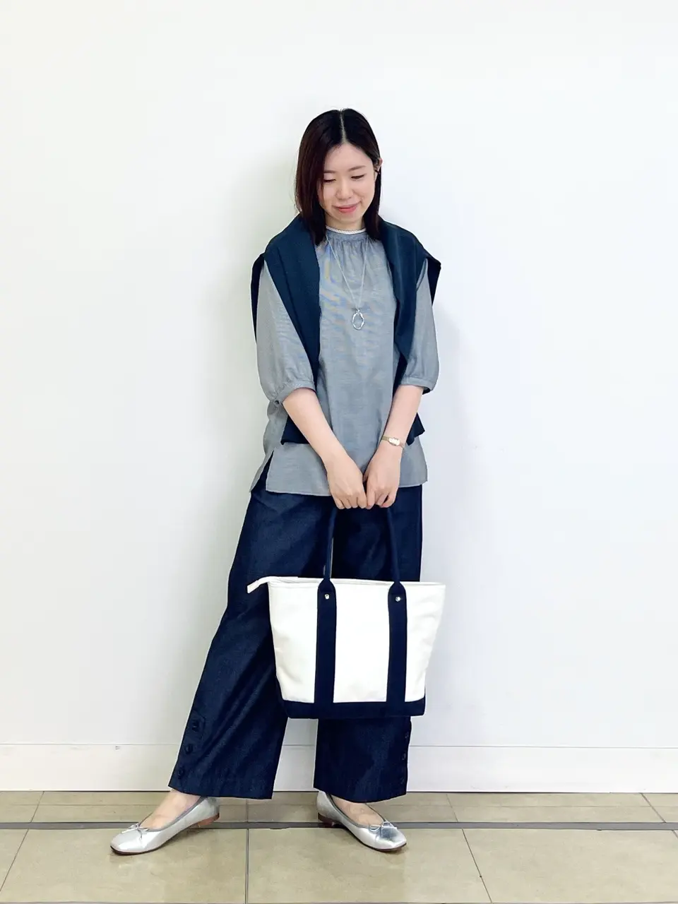  金子 コーディネート画像