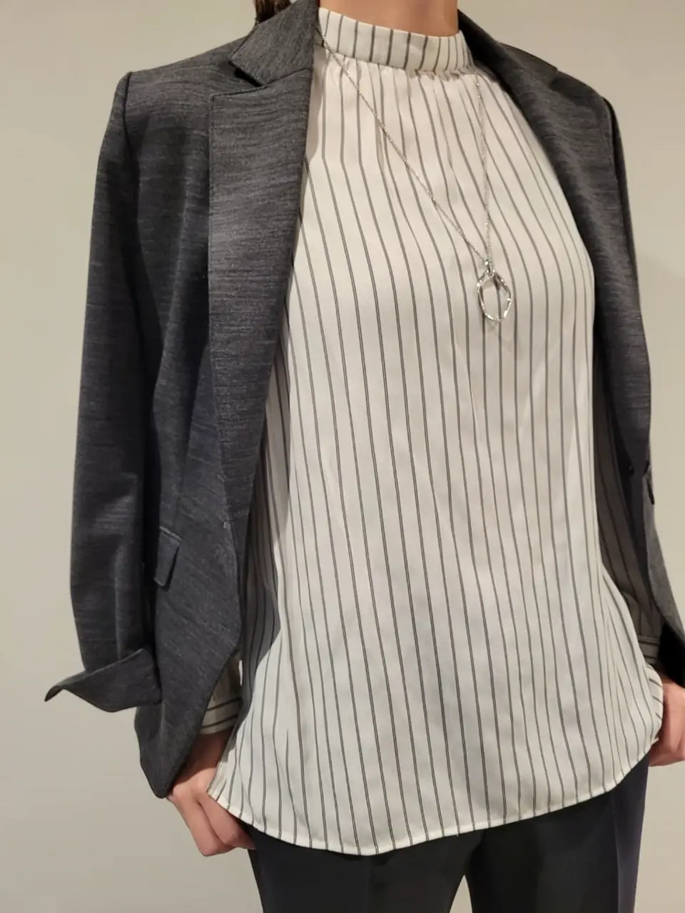 J.PRESS LADIES スタッフ コーディネート画像