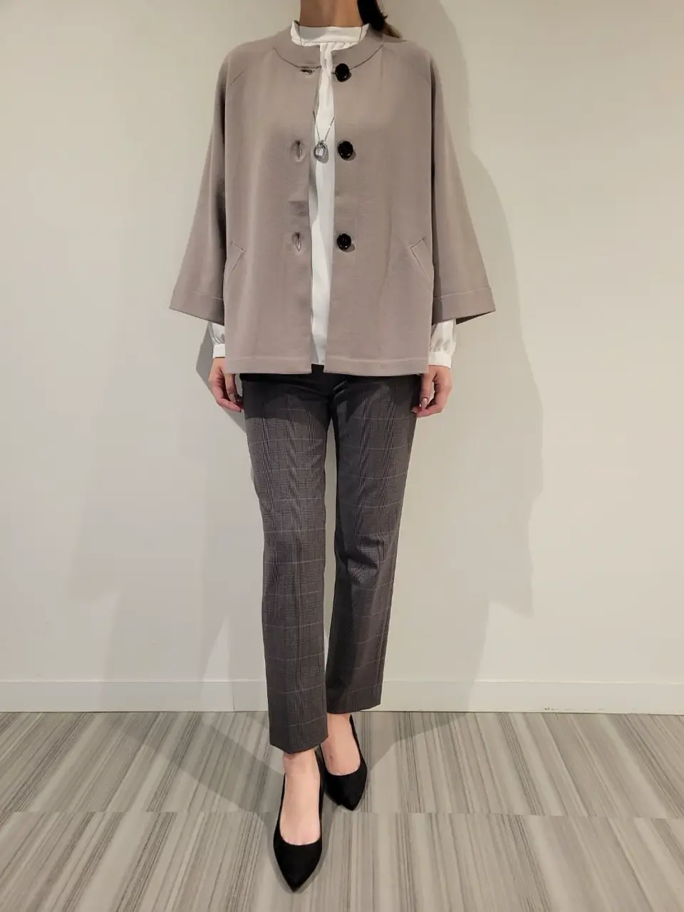 J.PRESS LADIES スタッフ コーディネート画像