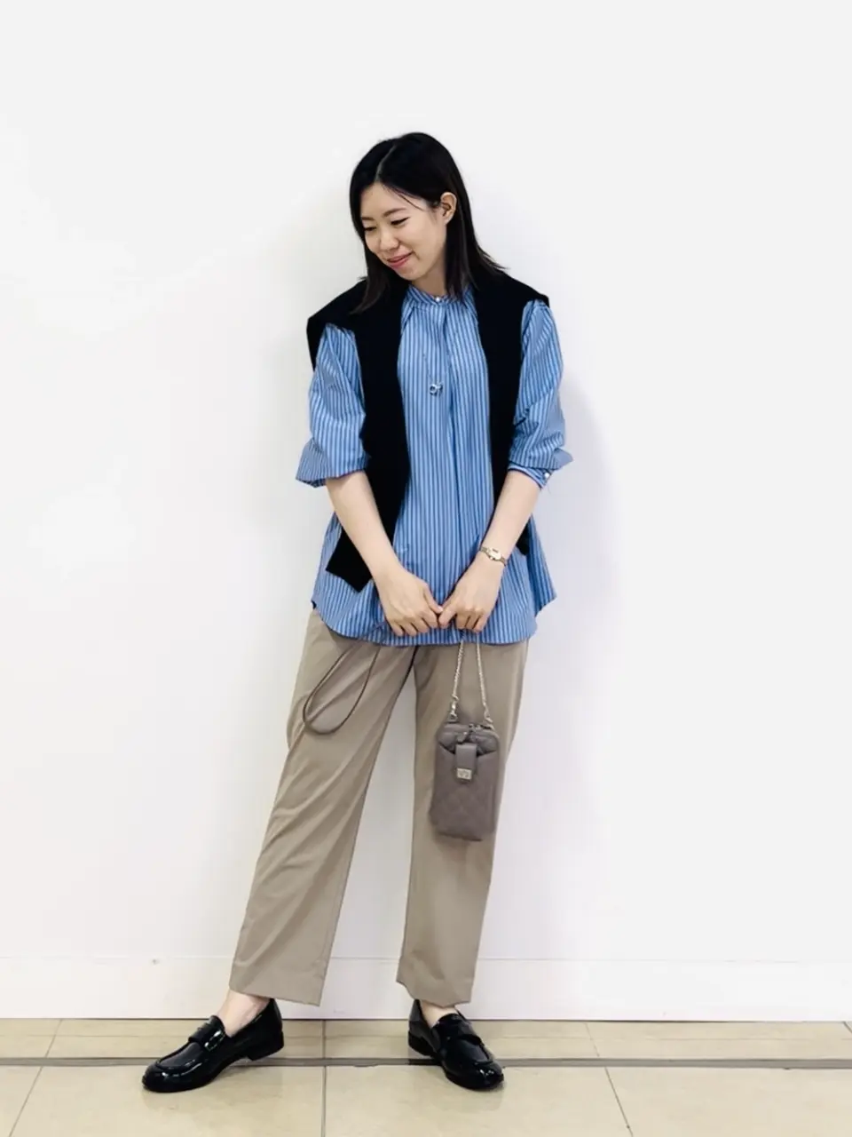  金子 コーディネート画像