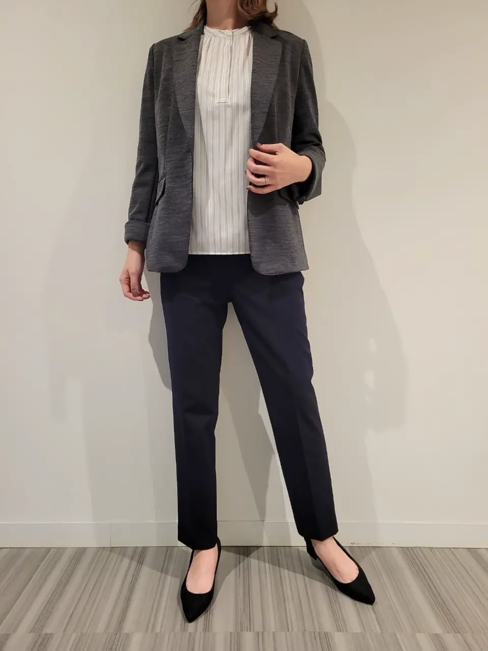 J.PRESS LADIES スタッフ コーディネート画像