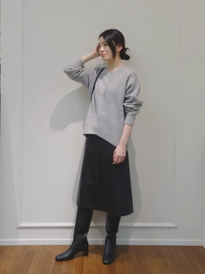  最上 コーディネート画像