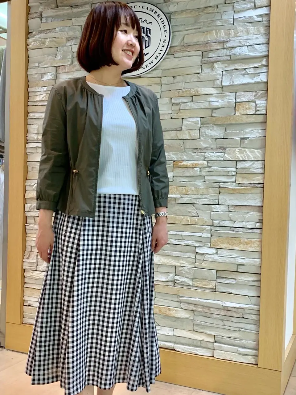 J.PRESS LADIES 内田 コーディネート画像