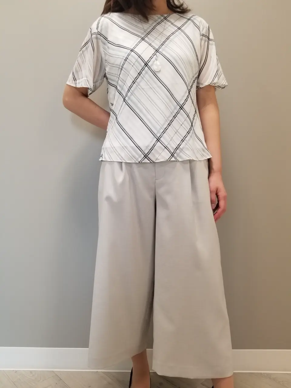 J.PRESS LADIES スタッフ コーディネート画像