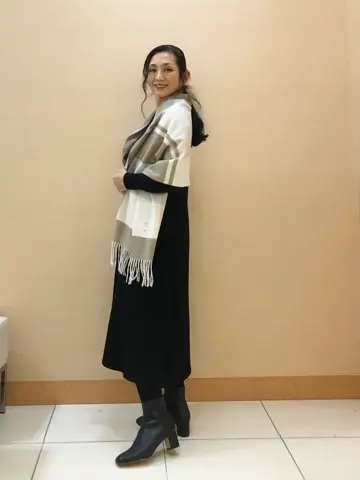 J.PRESS LADIES スタッフ コーディネート画像