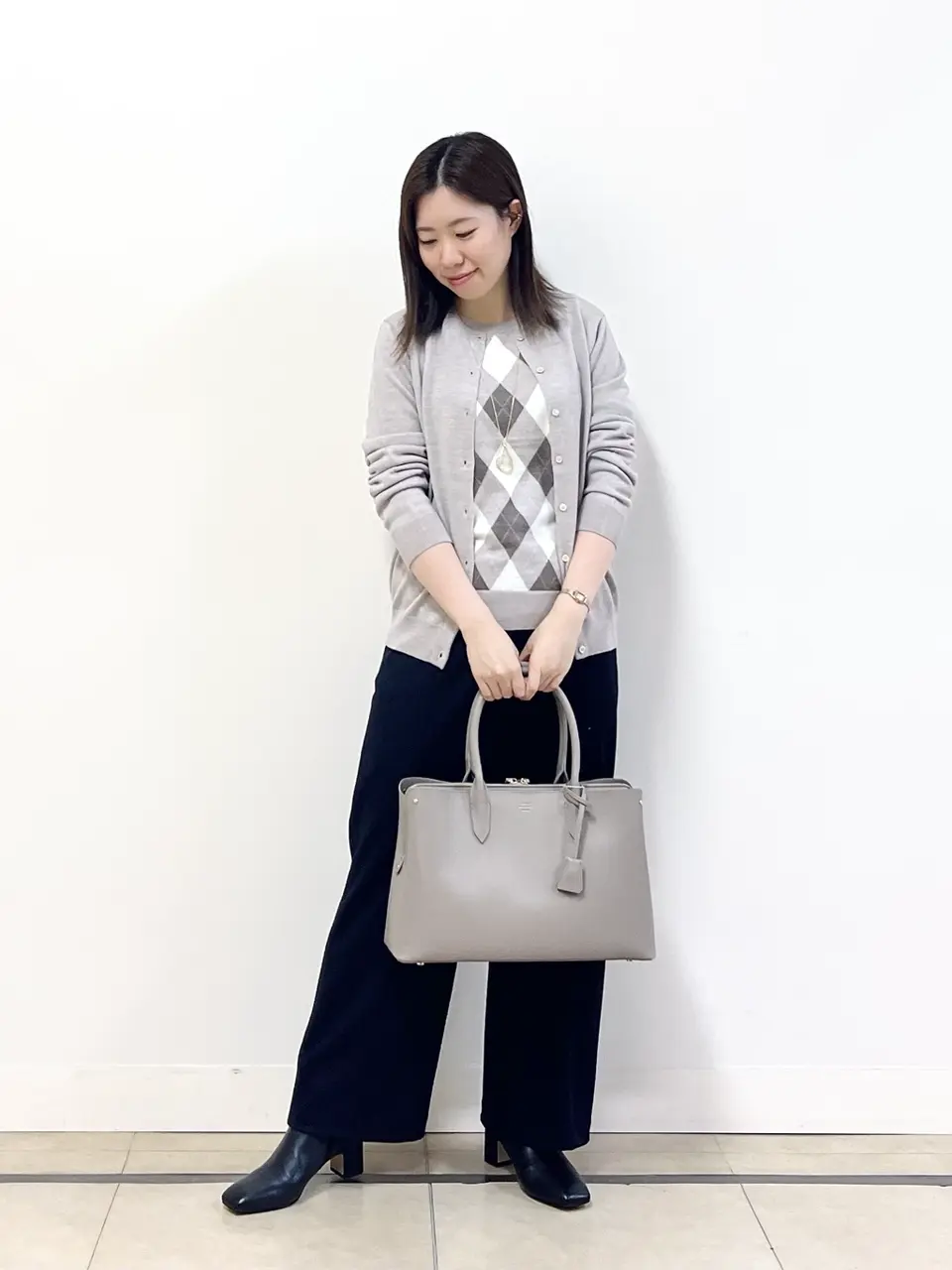  金子 コーディネート画像