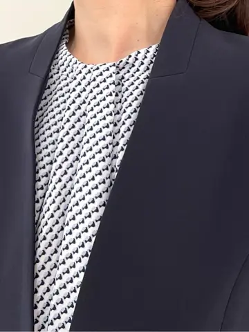 J.PRESS LADIES niina コーディネート画像