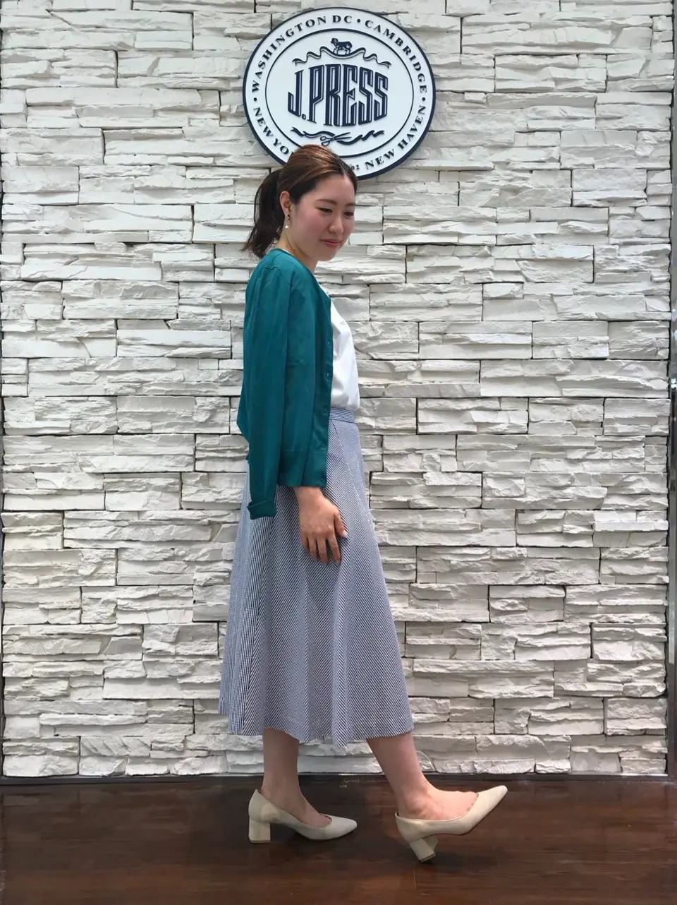 J.PRESS LADIES 金子 コーディネート画像