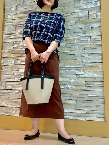 J.PRESS LADIES 内田 コーディネート画像