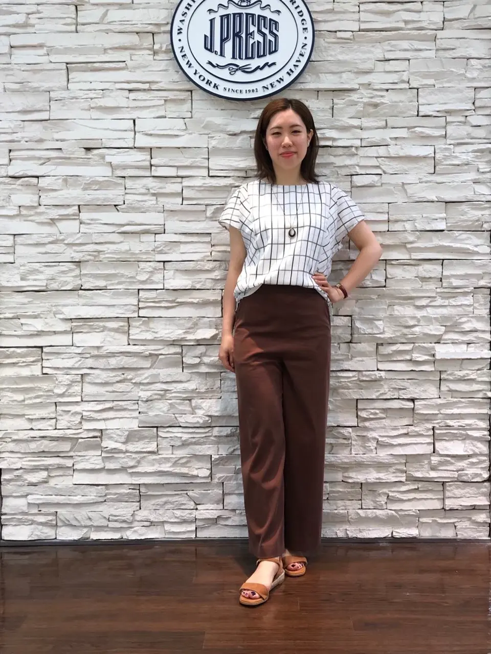  金子 コーディネート画像