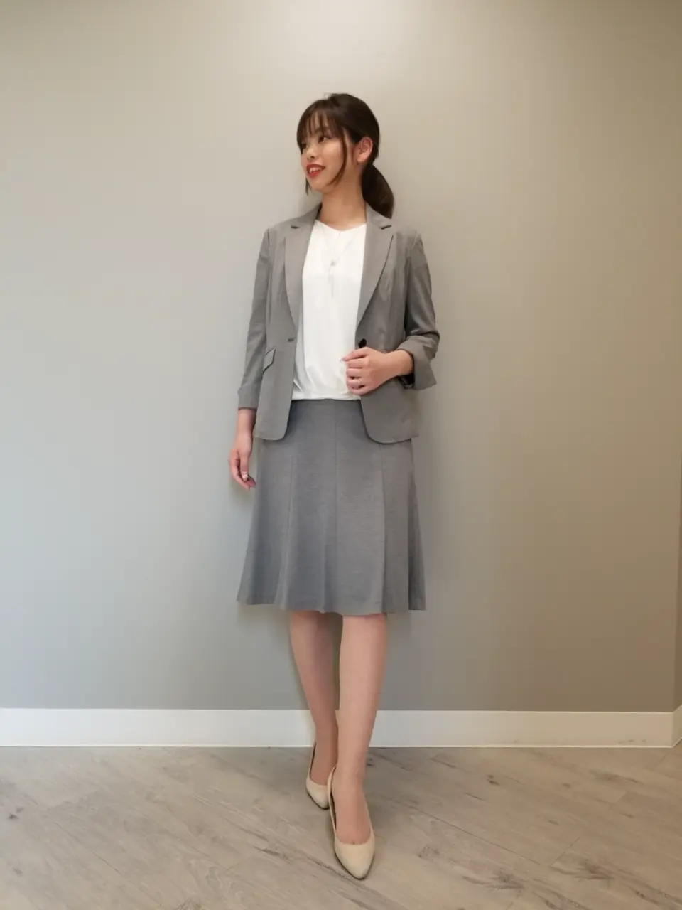 J.PRESS LADIES スタッフ コーディネート画像
