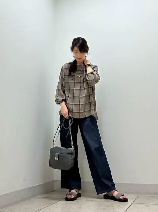 J.PRESS LADIES スタッフ コーディネート画像