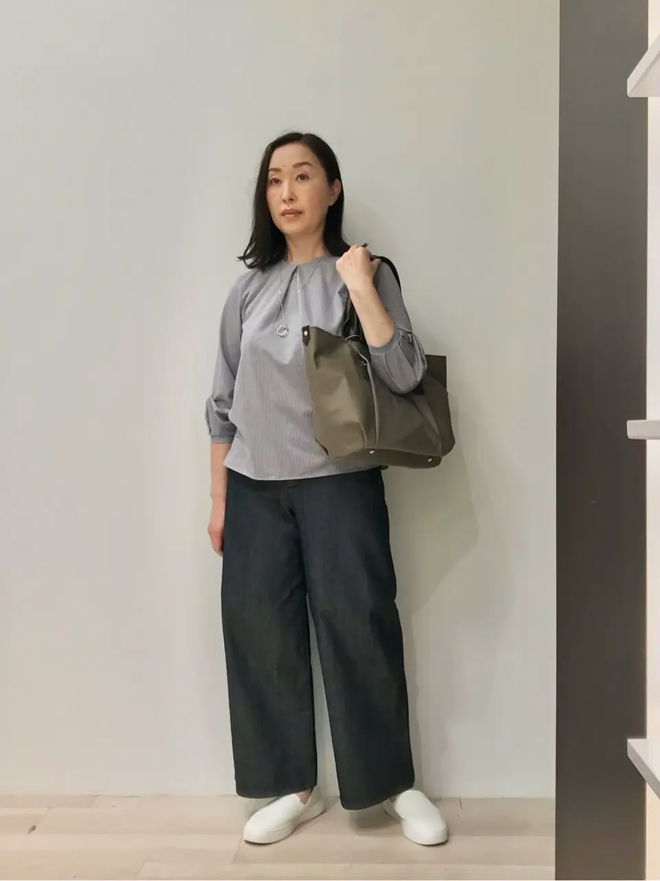  スタッフ コーディネート画像