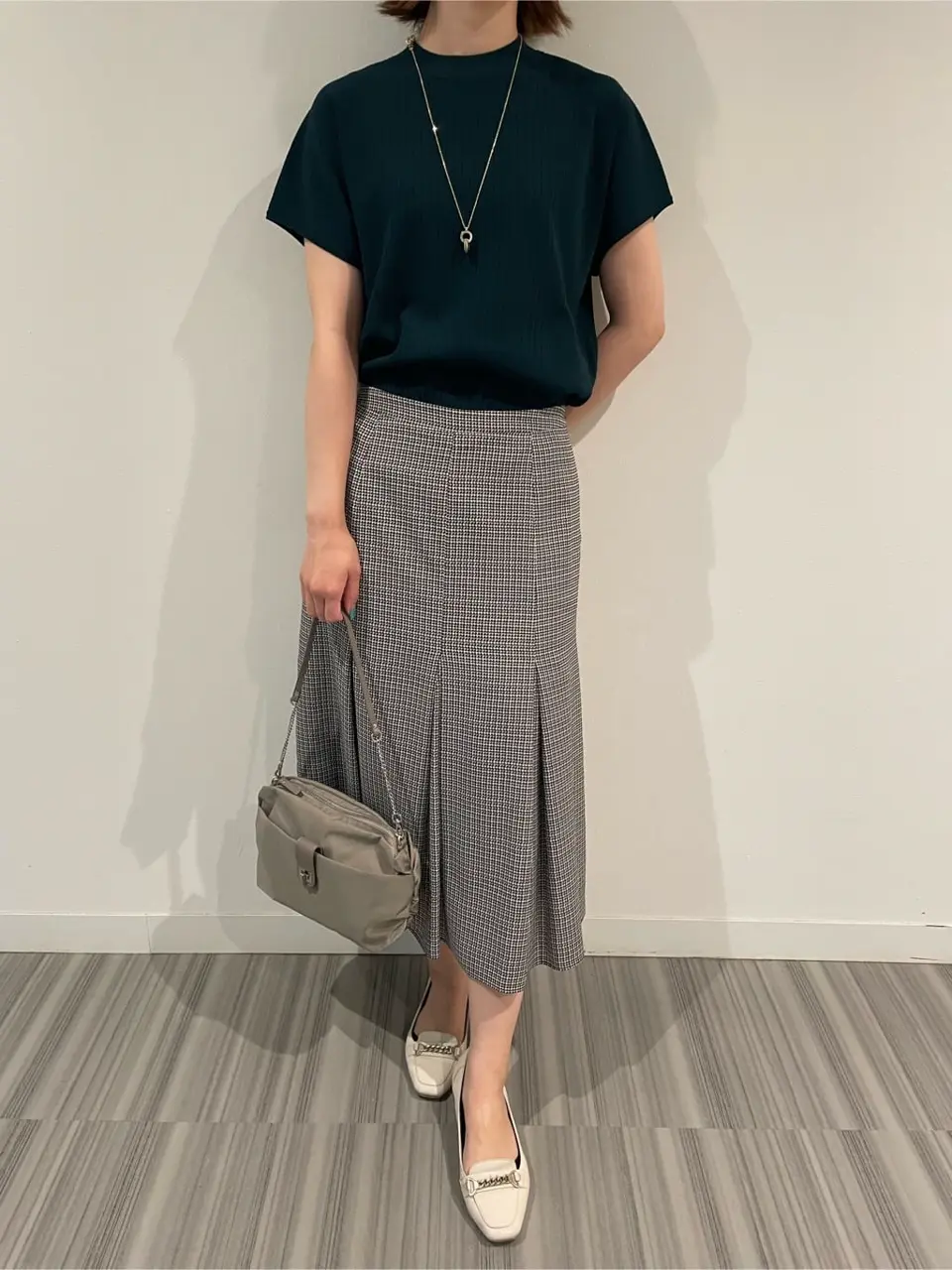 J.PRESS LADIES スタッフ コーディネート画像