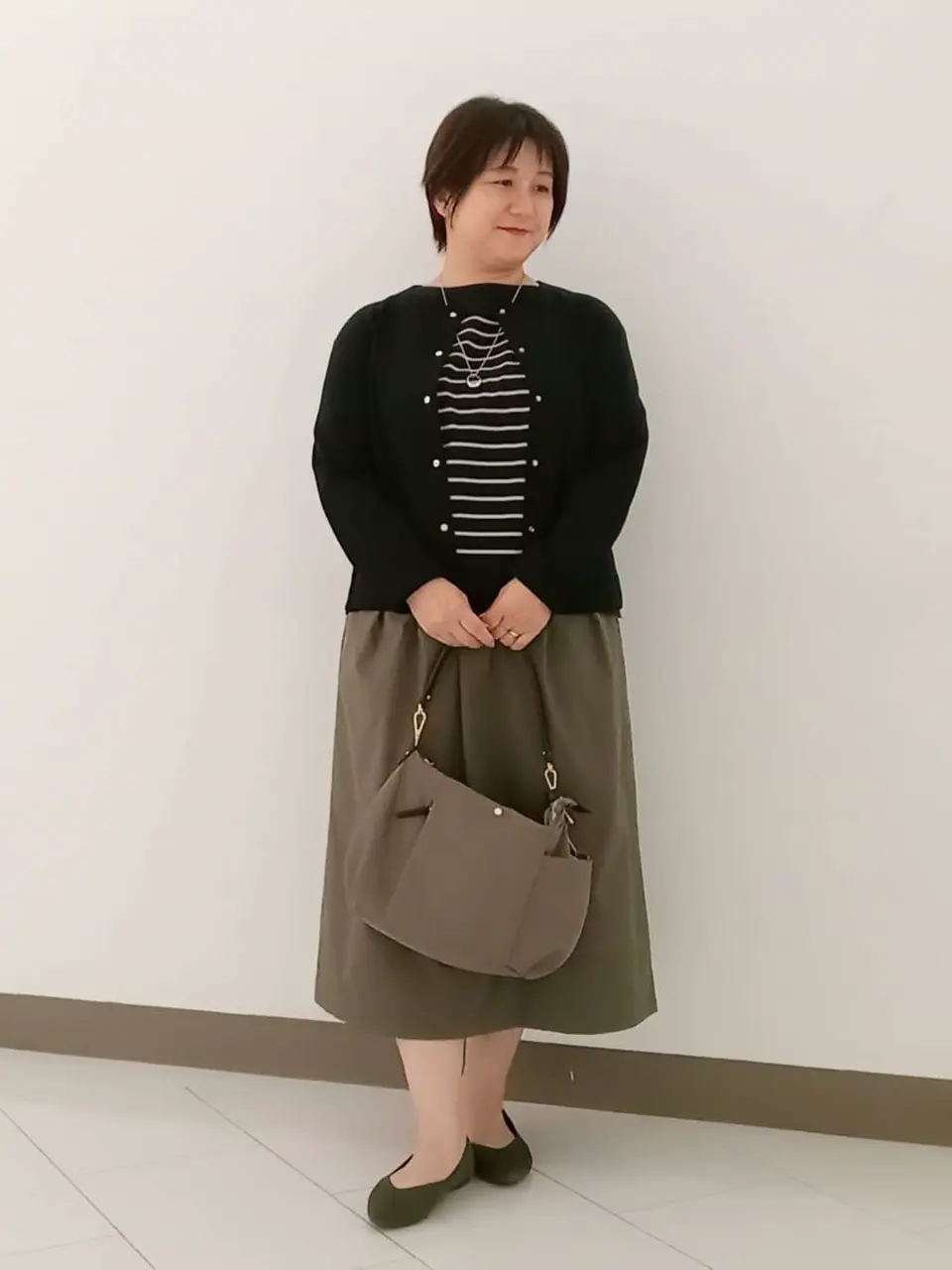  影 コーディネート画像