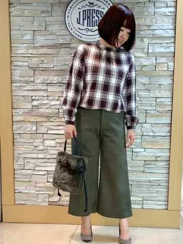 J.PRESS LADIES 内田 コーディネート画像