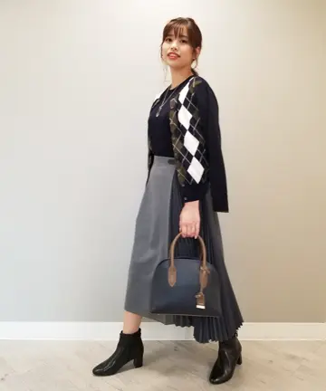 J.PRESS LADIES スタッフ コーディネート画像