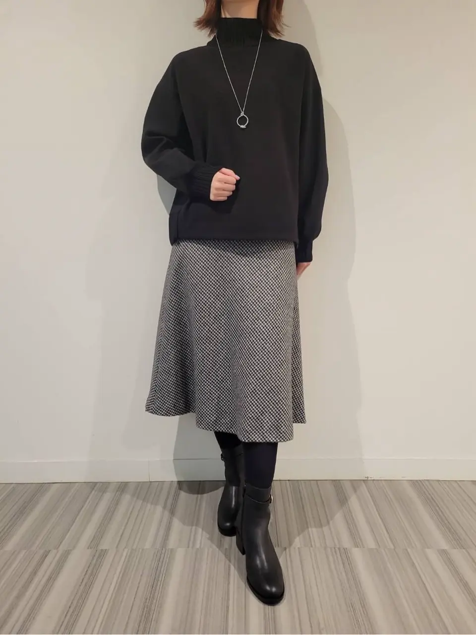 J.PRESS LADIES スタッフ コーディネート画像