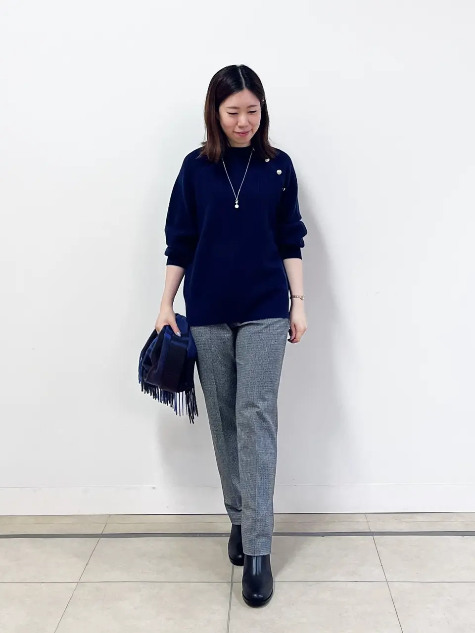  金子 コーディネート画像