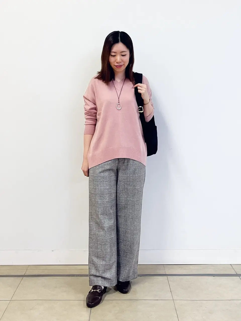  金子 コーディネート画像