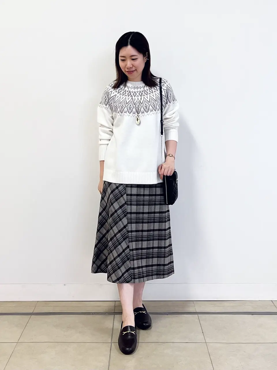  金子 コーディネート画像