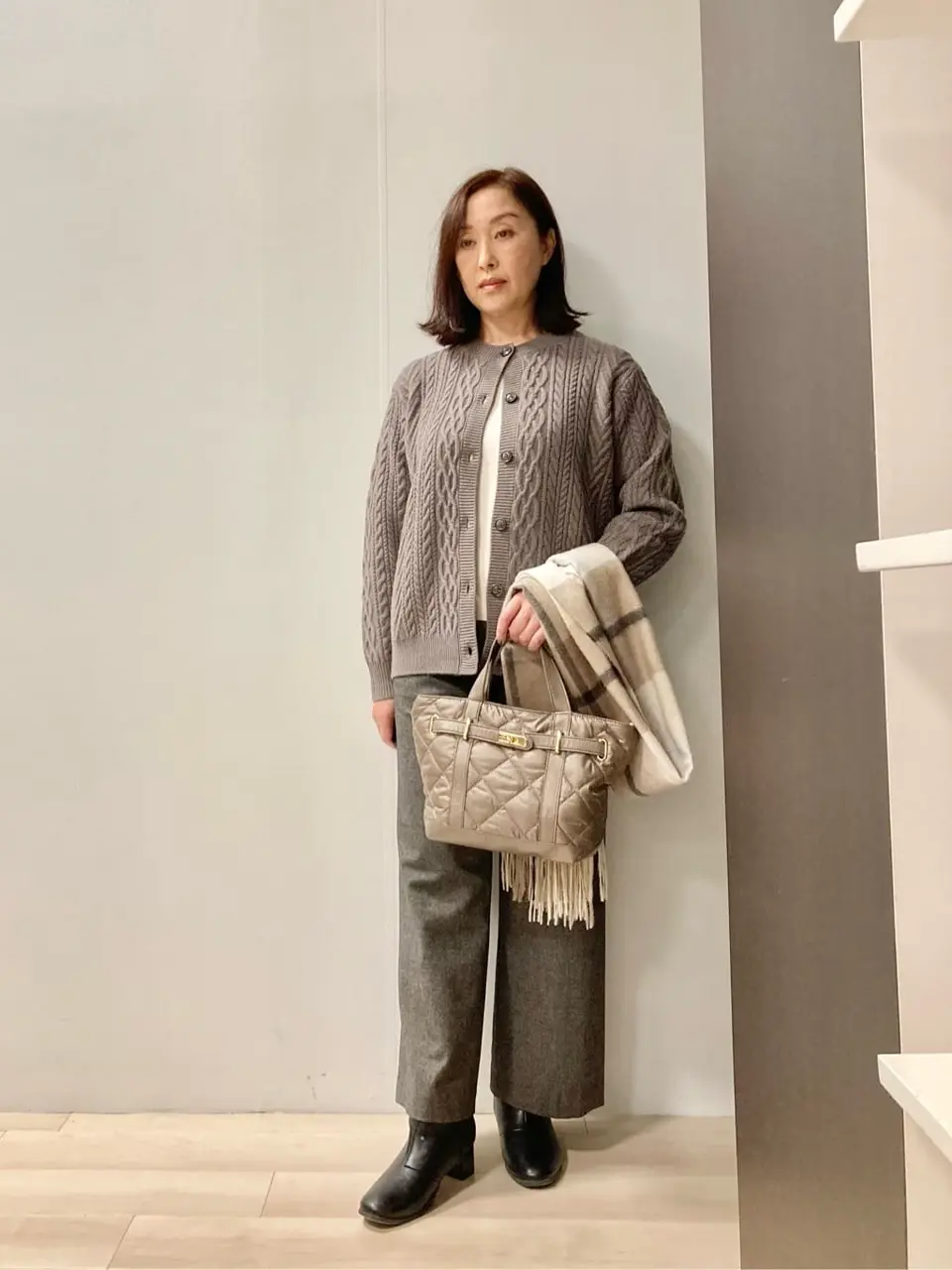 J.PRESS LADIES スタッフ コーディネート画像