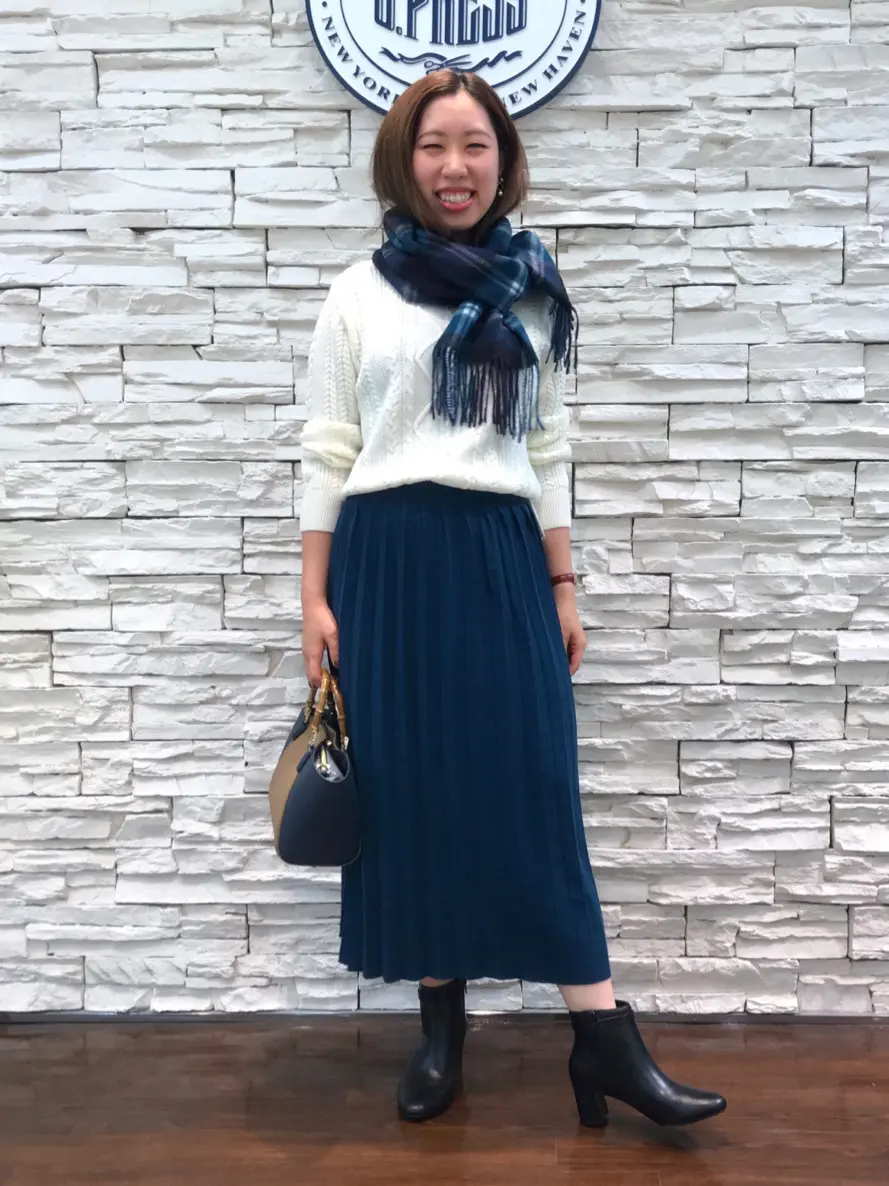  金子 コーディネート画像